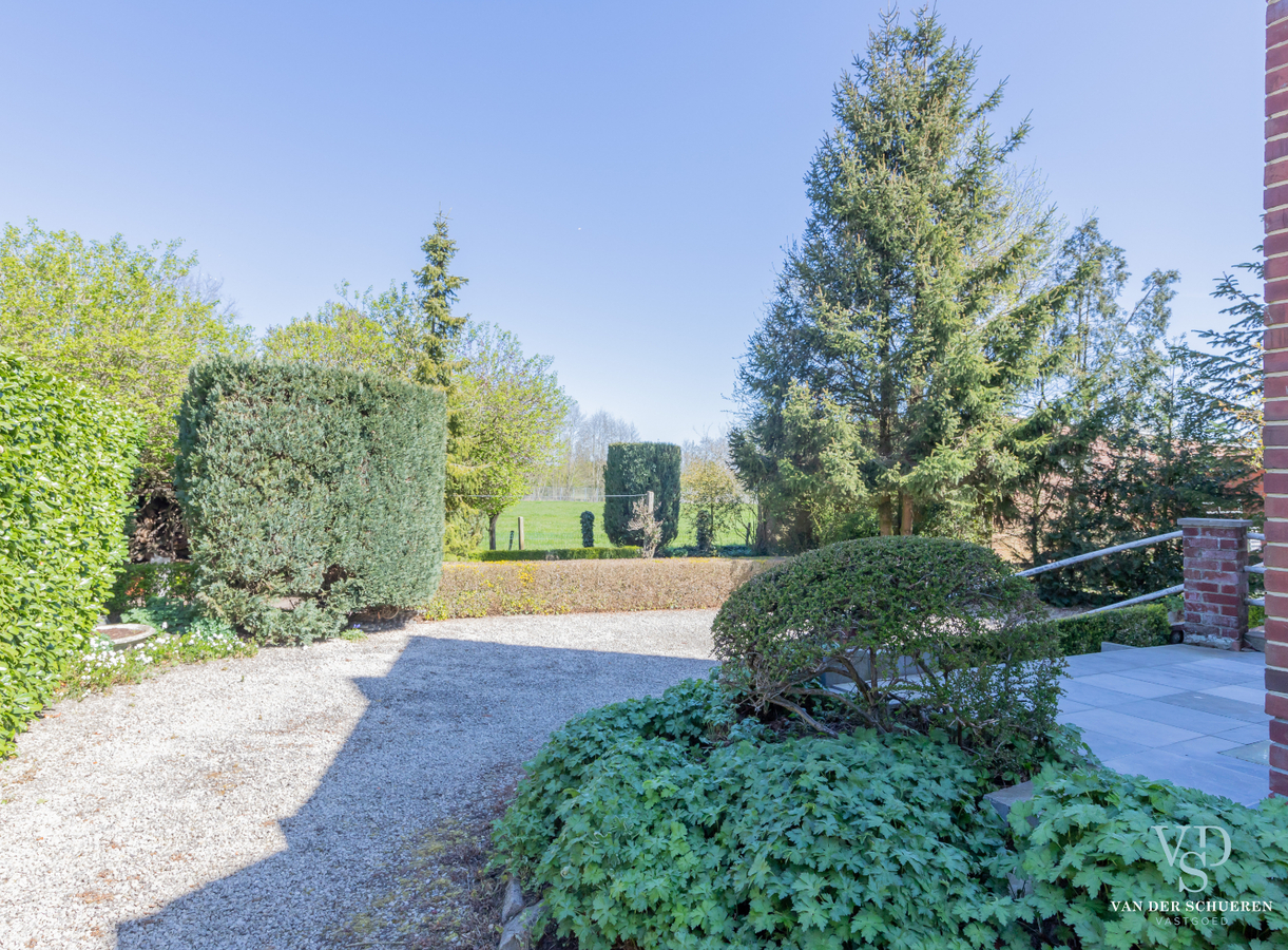 Karaktervolle, charmante villa te Zingem. 