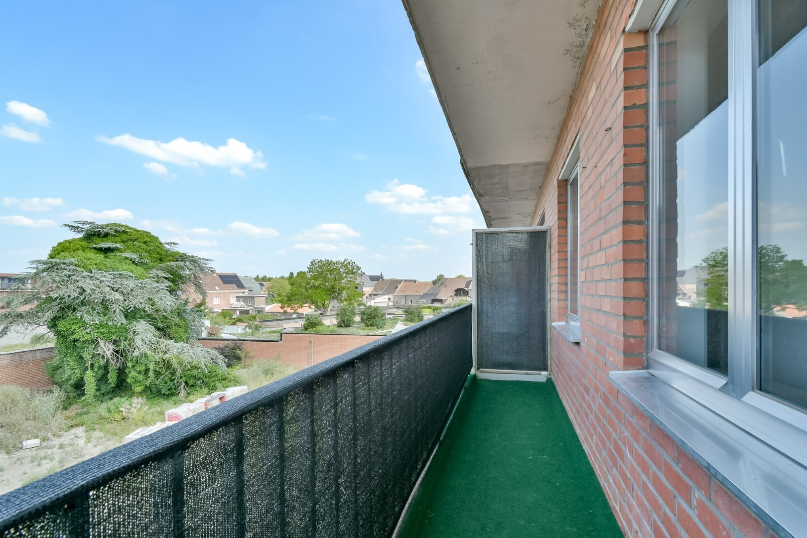 Instapklaar en lichtrijk appartement in centrum Torhout! 