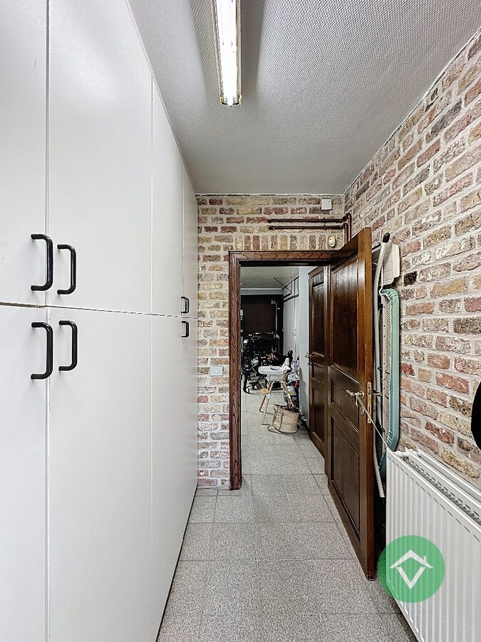 Exclusieve alleenstaande villa met zonnige tuin in een gegeerde woonomgeving te Koekelare 