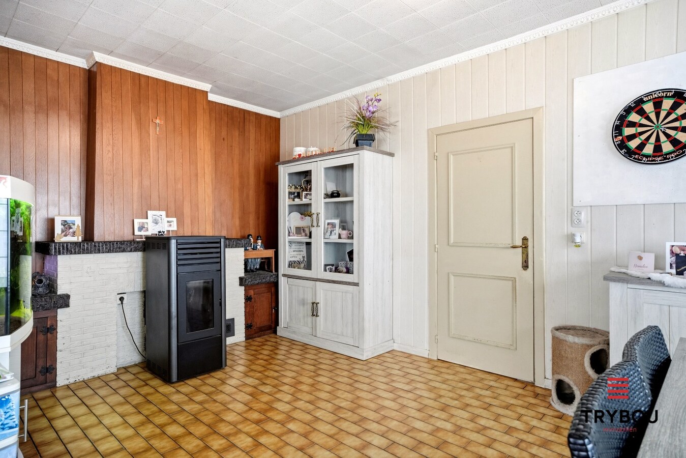 Rustig gelegen woning met 3 slaapkamers, garage en zolder in Houthulst 