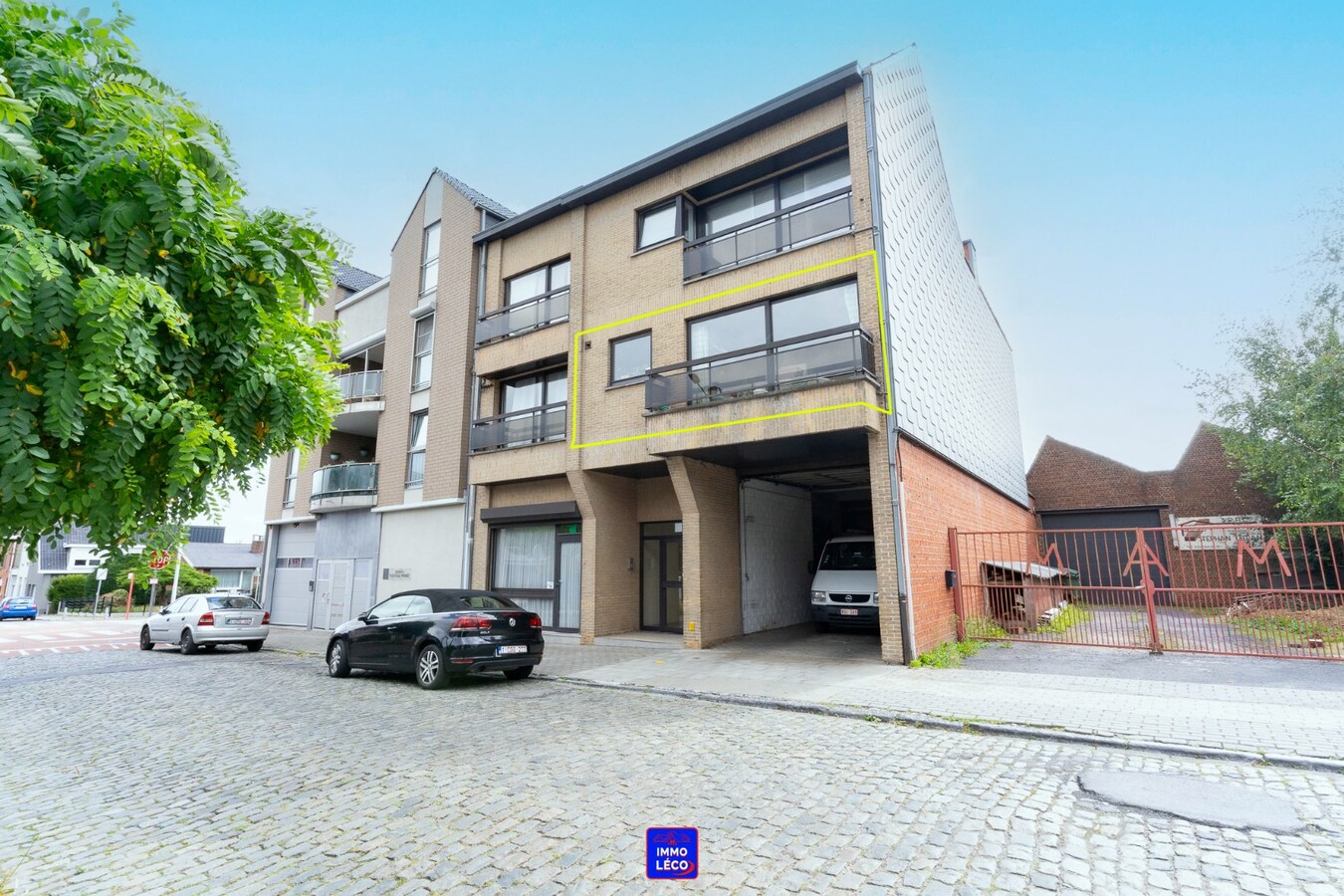 Appartement rénové lumineux avec terrasse et balcon, dans le centre ! 