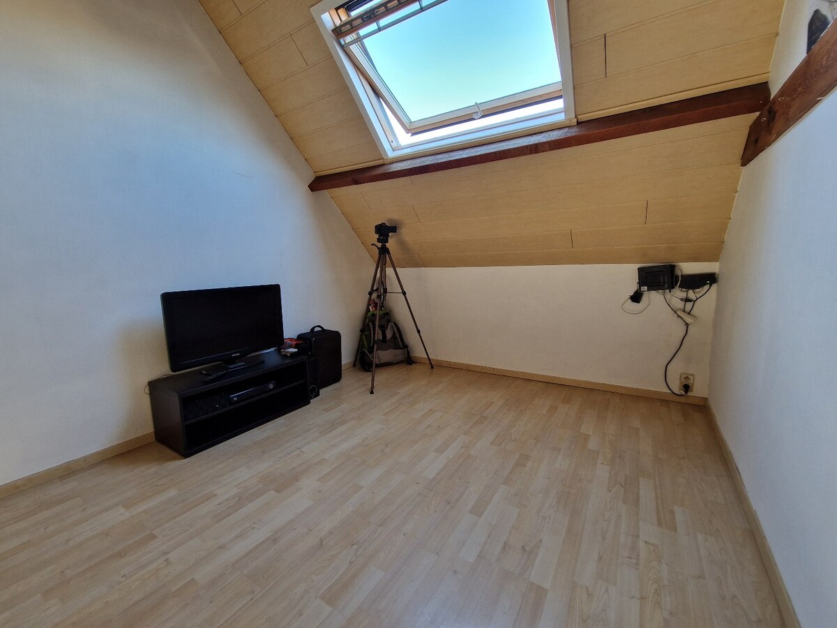 Opbrengsteigendom te koop in hartje Veurne – netto rendement 3,5% 