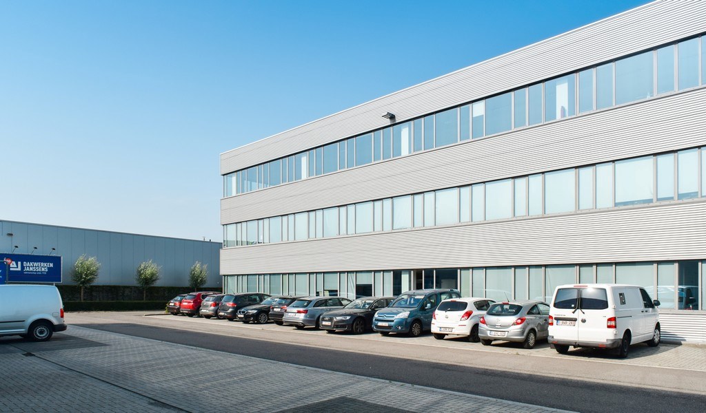 Kantoren te huur nabij E313 in het industriepark Wommelgem