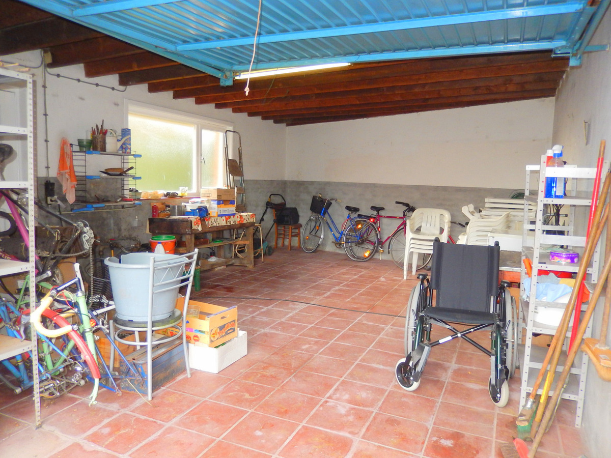 Alleenstaande woning met tuin en garage 