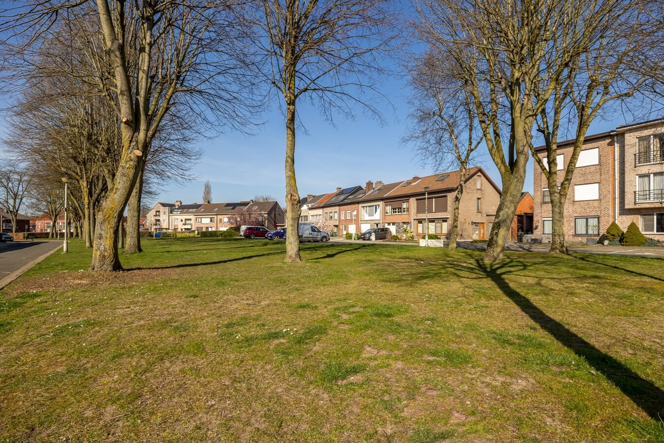 Gerenoveerd energiezuinig appartement met 2 slpk te Schelle! 