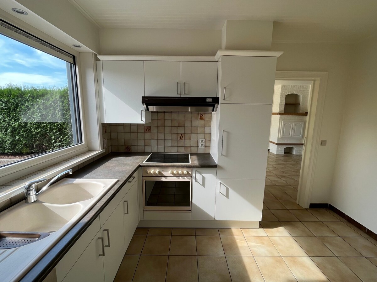 Gezellige woning met 4 slaapkamers in Zulte 