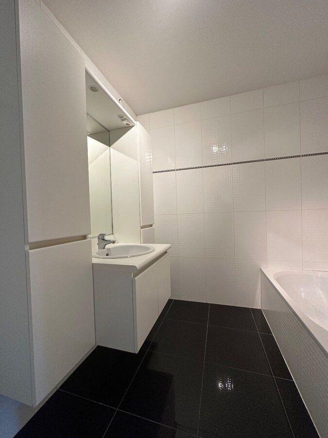 Gelijkvloers appartement met 2 slaapkamers en groot terras te Ichtegem 