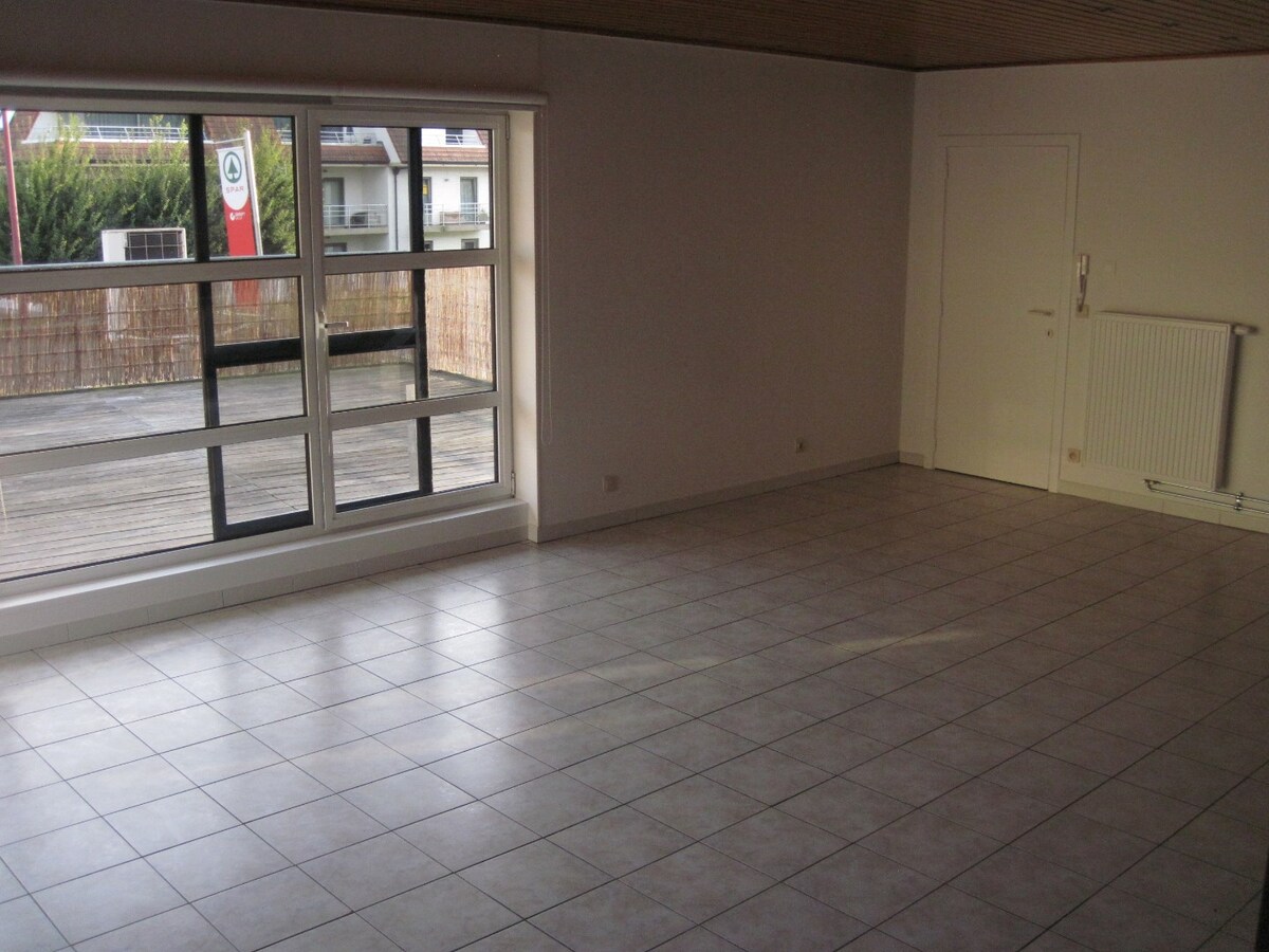 Ruim 2-slp-appartement met zonneterras ! 