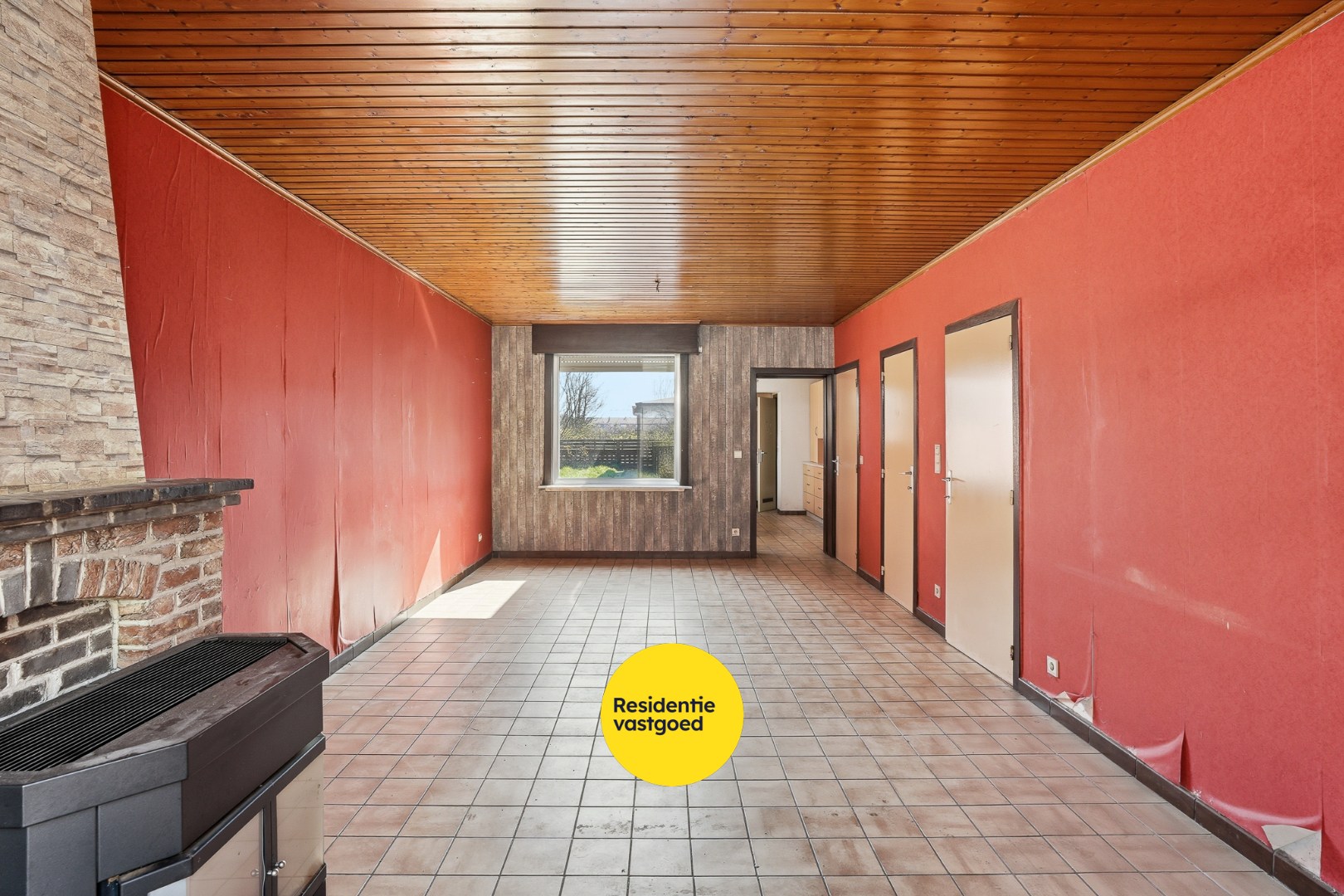 Te renoveren woning in centrum Eernegem 