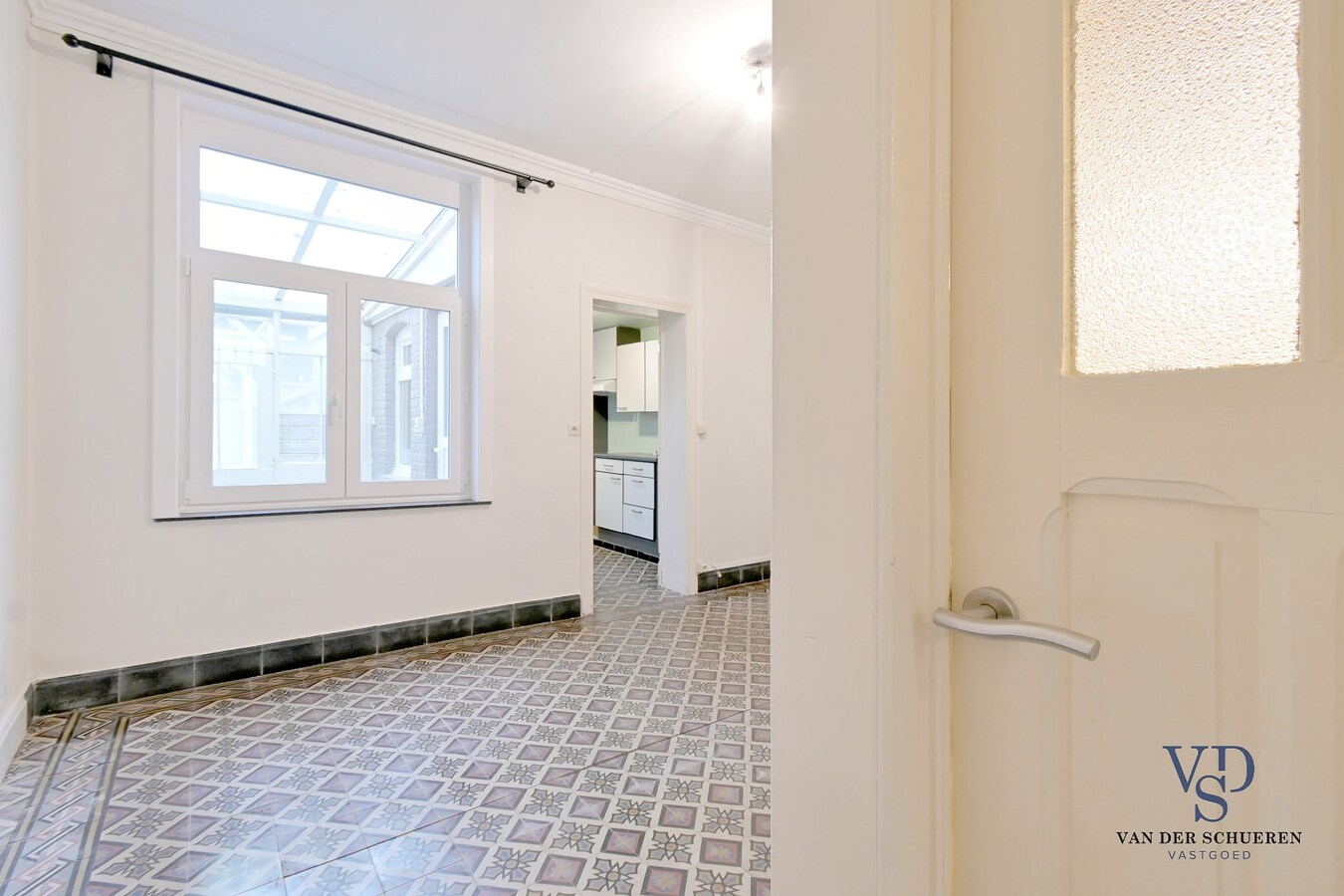 Te renoveren gezinswoning. 