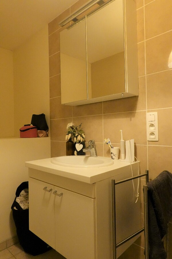 Lichtrijk duplexappartement in het hartje van Lichtervelde 