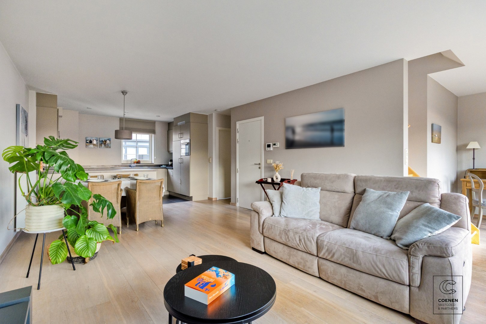 Prachtig duplux appartement met een bew. opp. van 120 m², twee slpk en 2 x terras op een absolute toplocatie te  centrum Lier! 