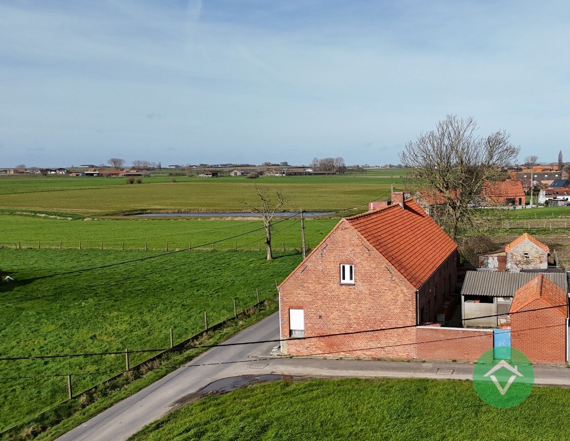 Landelijk gelegen woning te Diksmuide 
