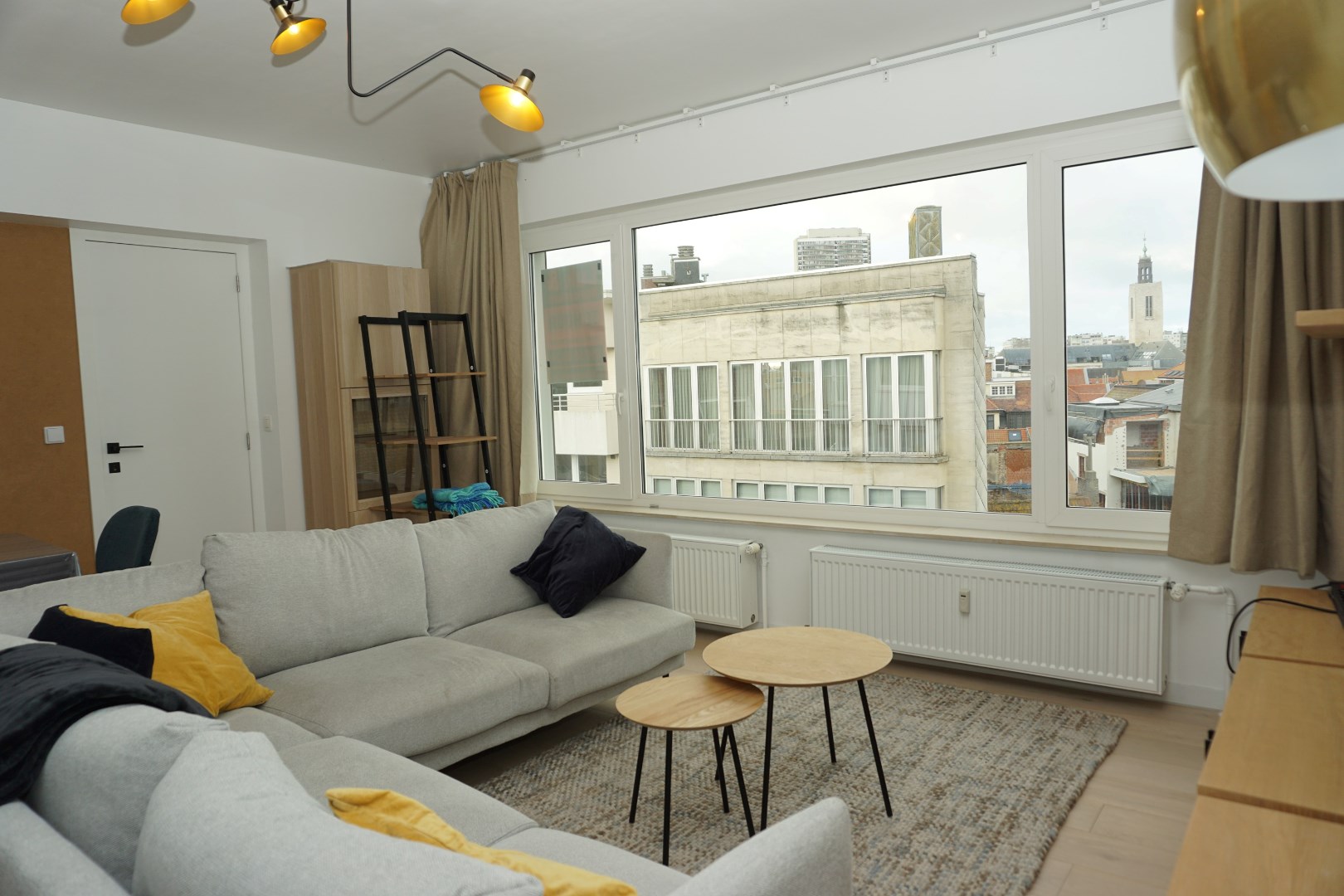 GEMEUBELD 1 SLAAPKAMER APPARTEMENT IN CENTRUM OOSTENDE 