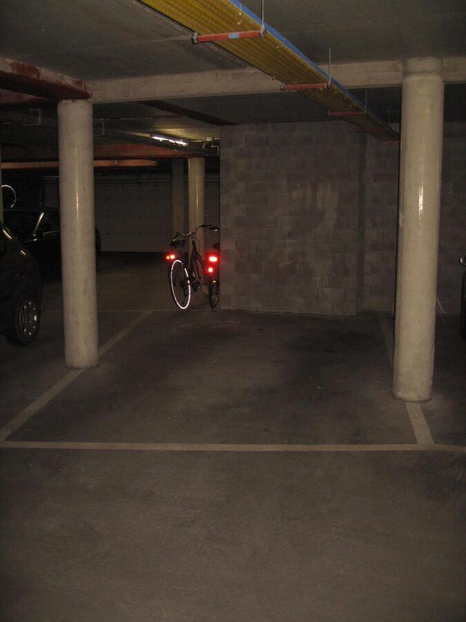 Verhuurd parkeerplaats - Roeselare