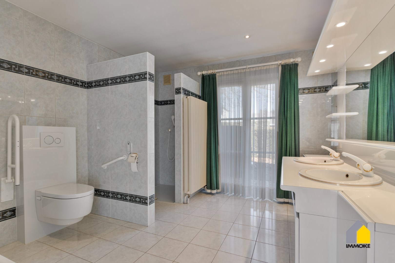 Tijdloze, stijlvolle villa met parktuin op toplocatie. 