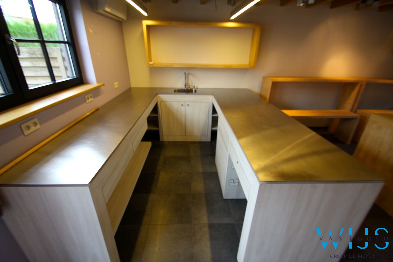 Buitenkans! Winkelruimte centrum Ertvelde 