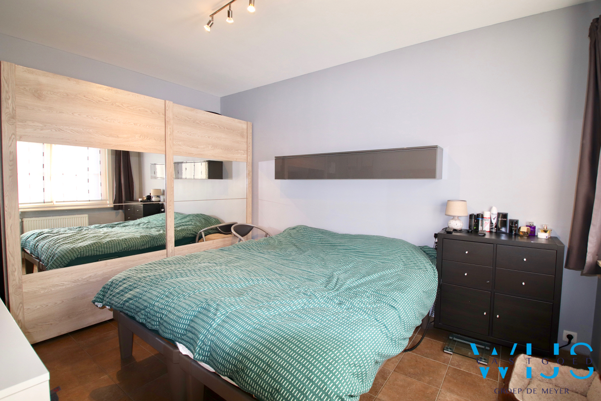 Instapklaar woonhuis met 4 slaapkamers &amp; tuin te Ertvelde ! 