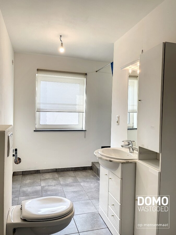 Ruim duplex appartement in Herk-de-Stad, 3 slaapkamers en tuin 