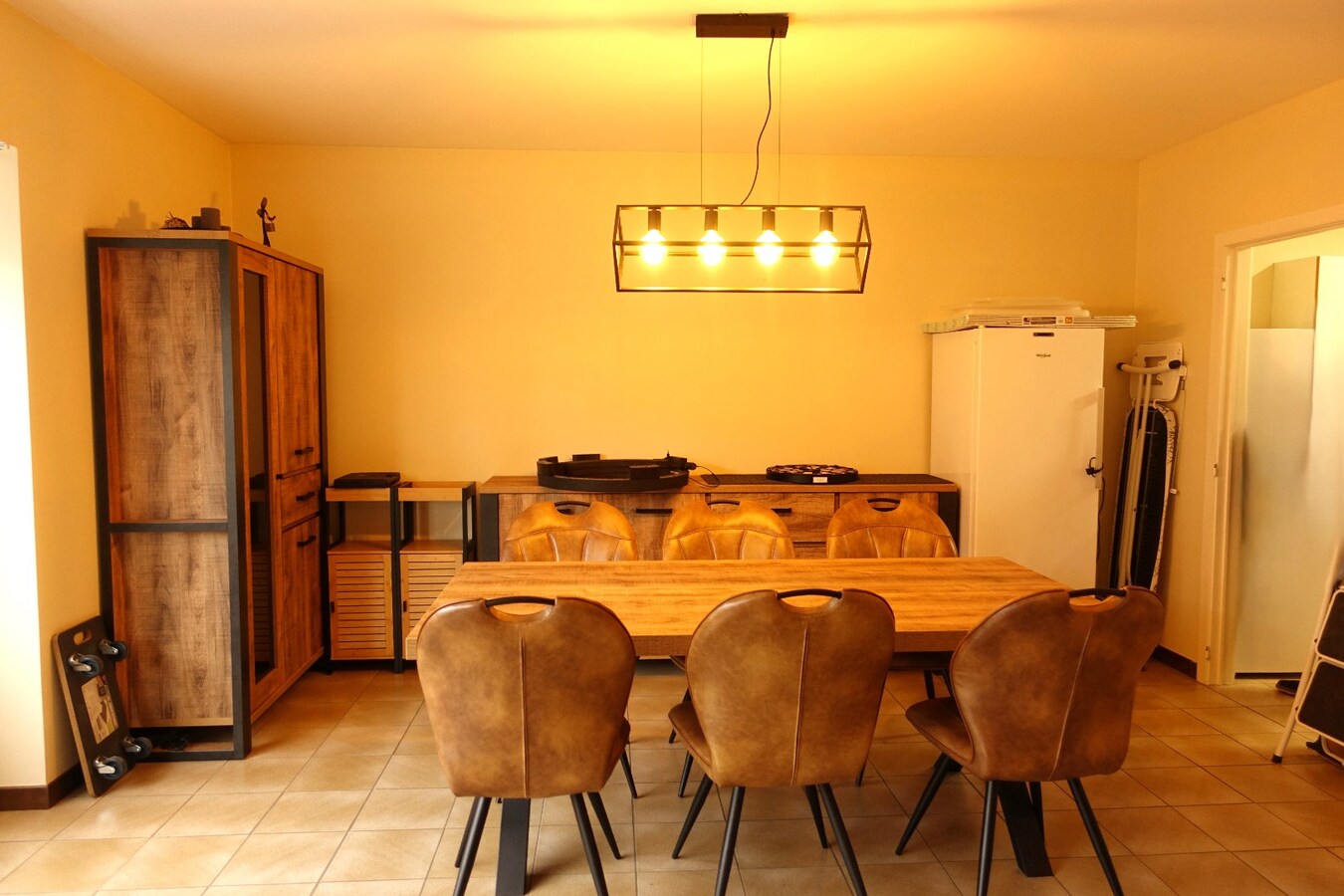 Appartement met 2 slaapkamers te huur. 