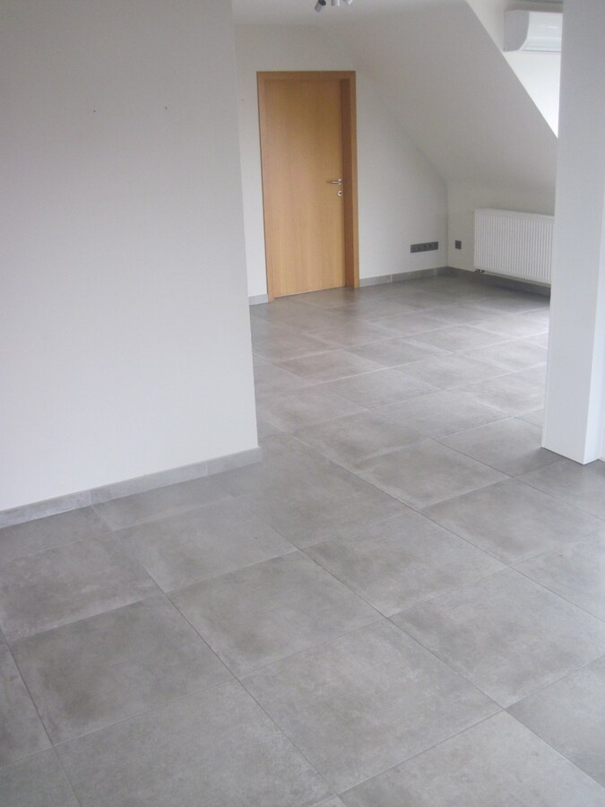 Luxueus en ruim appartement in rustige omgeving. 