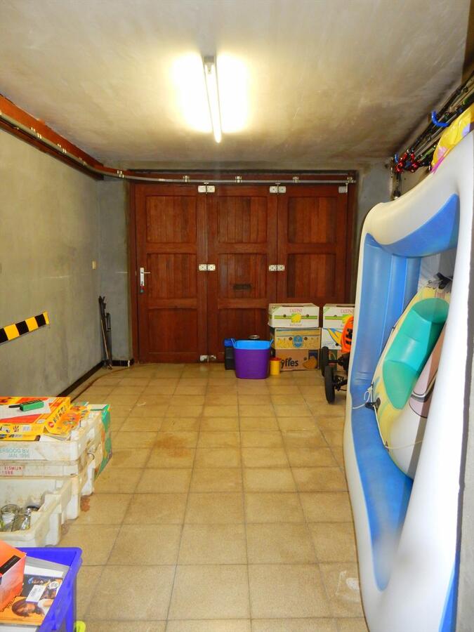 Ruime woning in centrum Jabbeke 