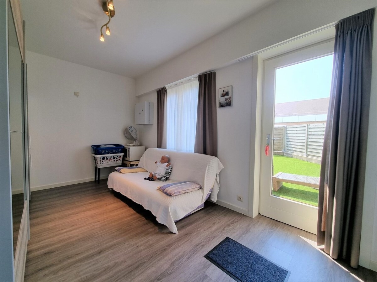 Goed gelegen, ruim  appartement met 3 slaapkamers en zonnige tuin - Heist 