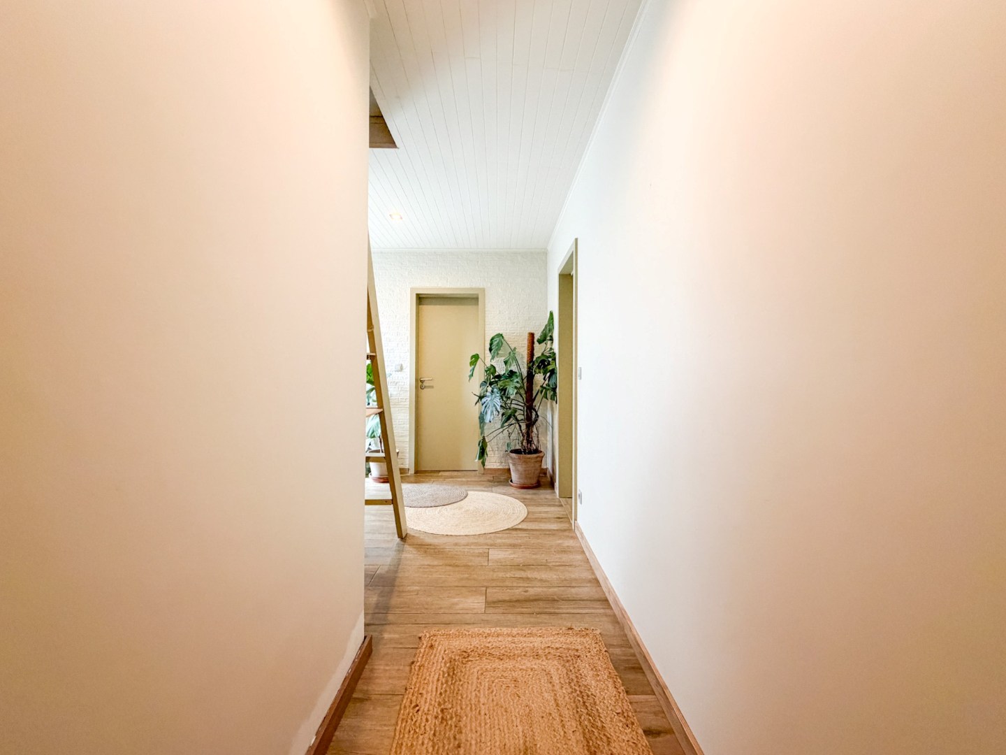 Toffe instapklare woning, 3 slpk, garage, tuin, gunstige gelegen in Gistel 