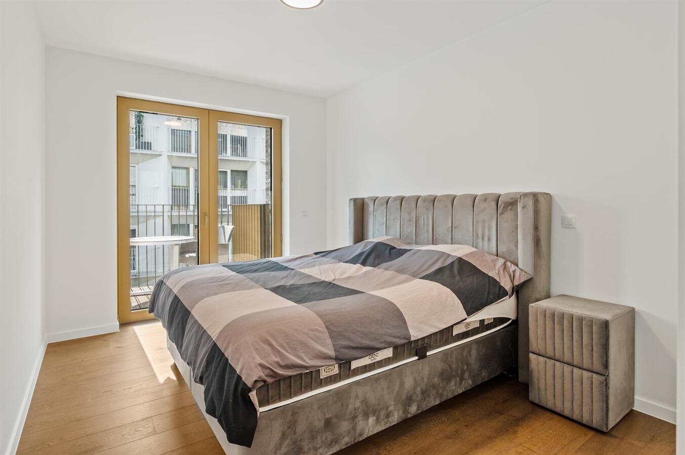 Hoekappartement met terras en uitzicht op 't Eilandje! 