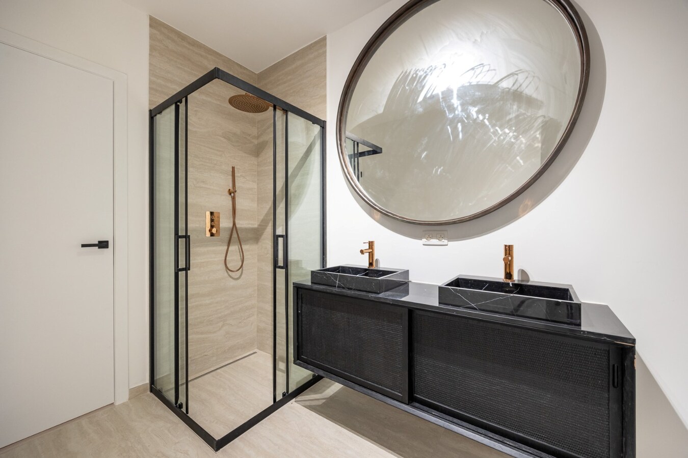 Prachtige nieuwbouwwoning met 4 slpk op een rustige ligging te Mechelen! 