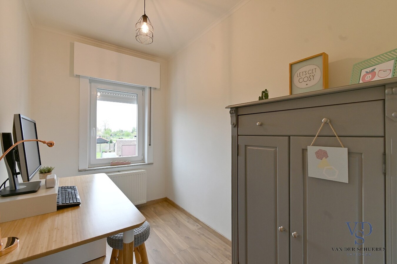 Tijdloze gezinswoning nabij de Schelde. 