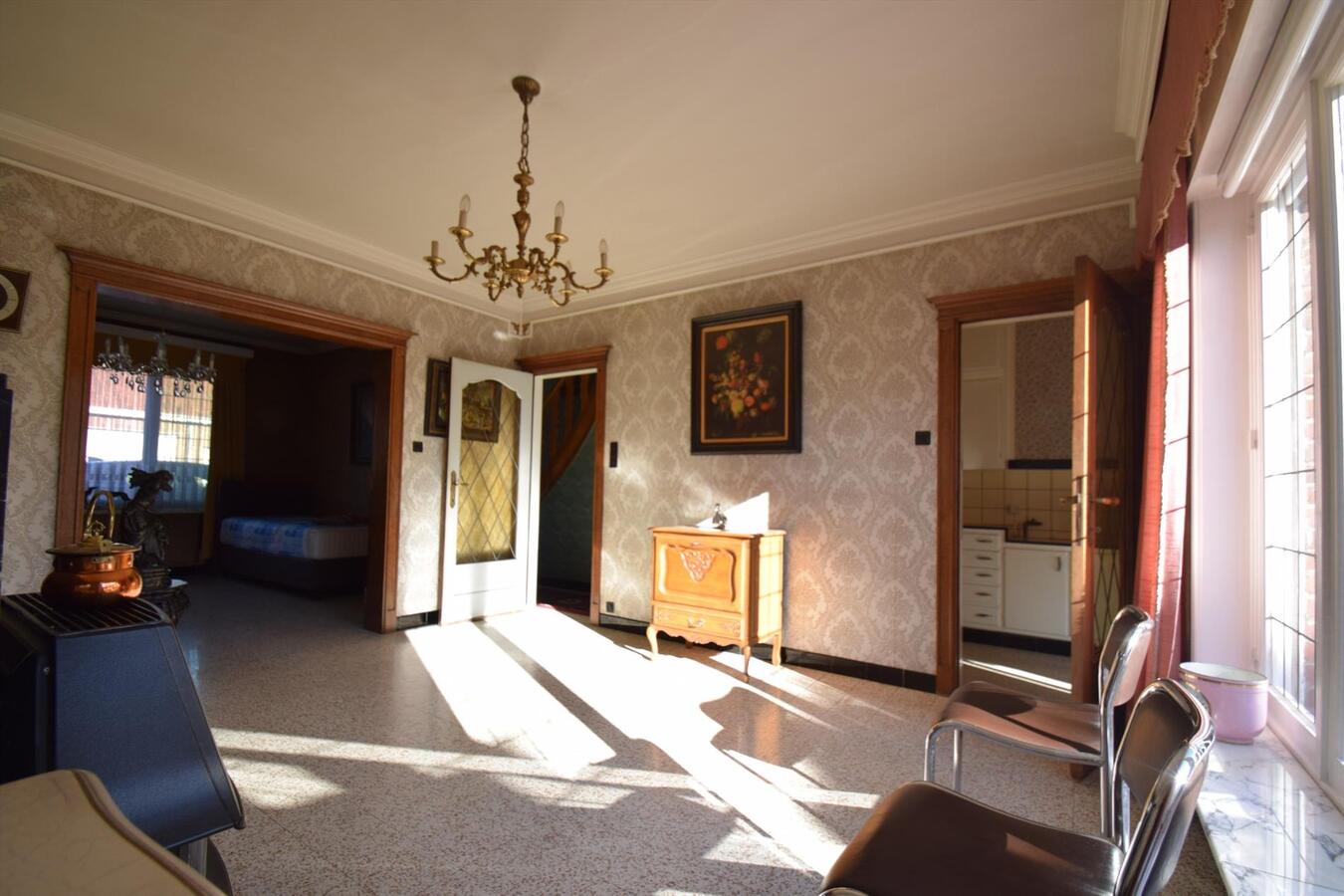 Charmante, degelijke en lichtrijke 3-slpk-woning met aangename tuin 