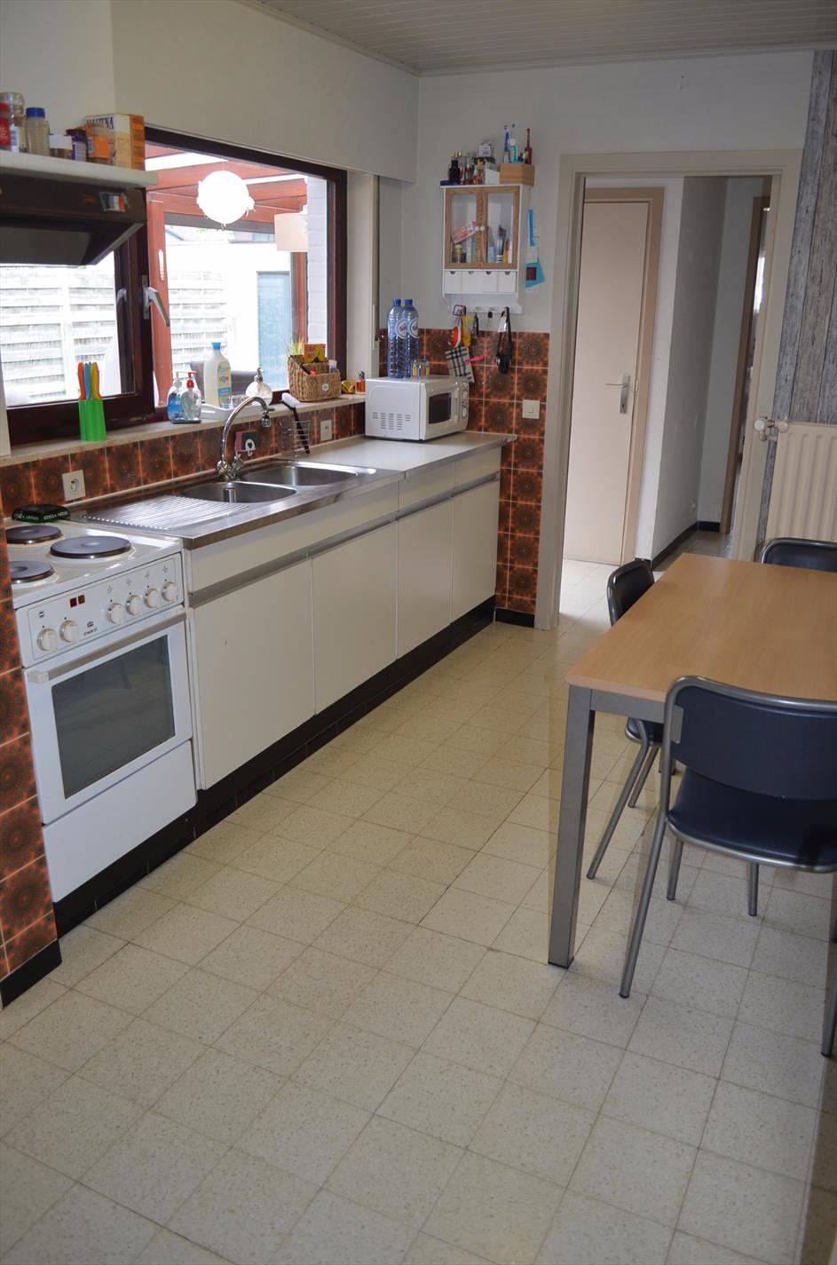 Gezinswoning 3 slpks, ruime garage, werkplaats en tuin te Maldegem 