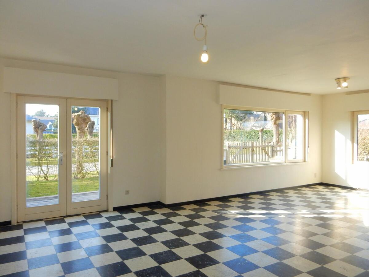 Charmante half-open woning op rustige ligging 