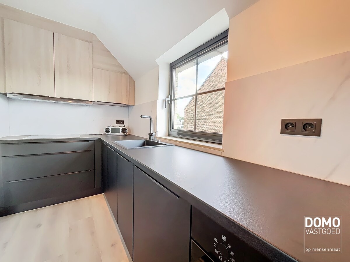 DUPLEX APPARTEMENT MET 2 SLAAPKAMERS EN 2 GARAGES TE DIEPENBEEK 