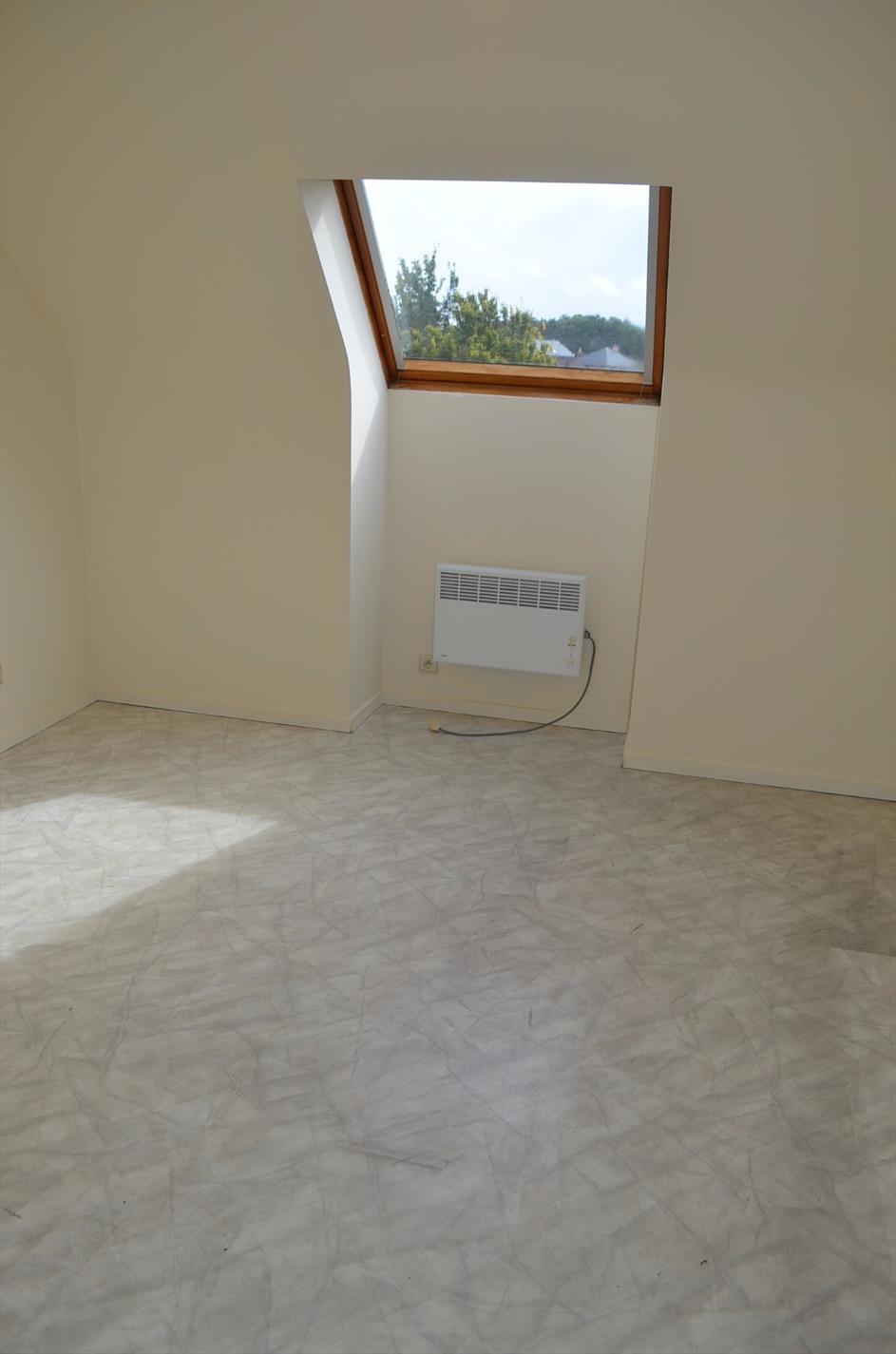 Appartement met 2 slpks, zuidelijk terras en garage te ADEGEM 