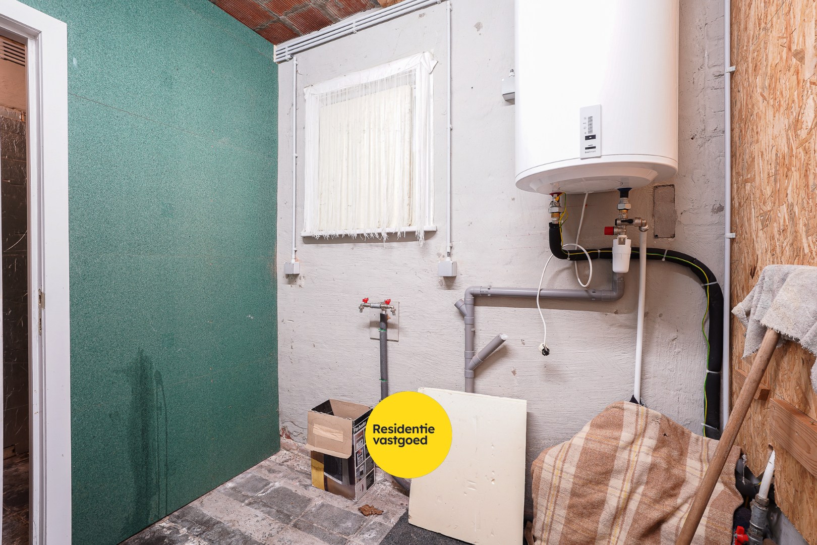 Landelijk gelegen woning op een perceel van 1.361m² 