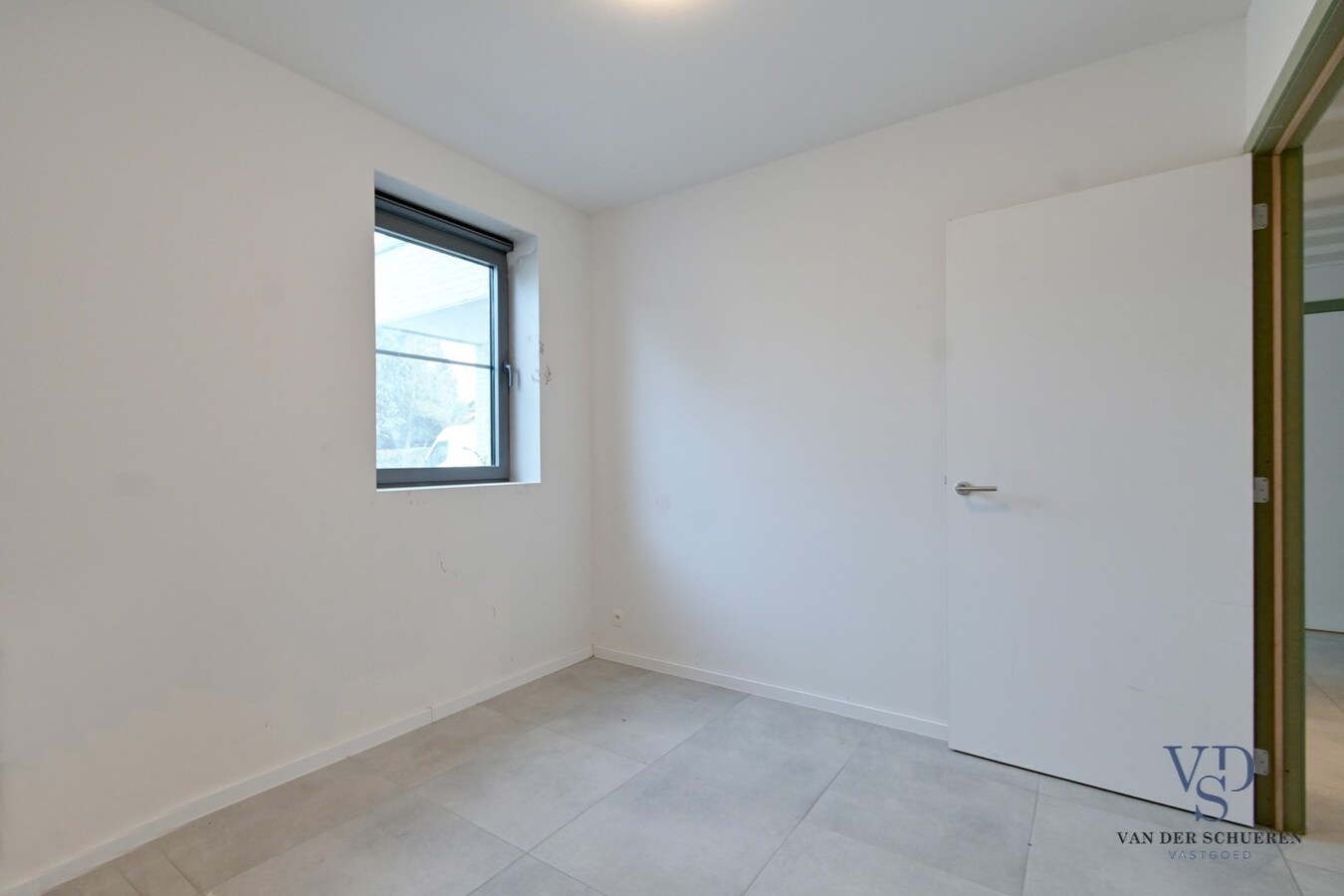 Gelijkvloers appartement met 2 terrassen. 