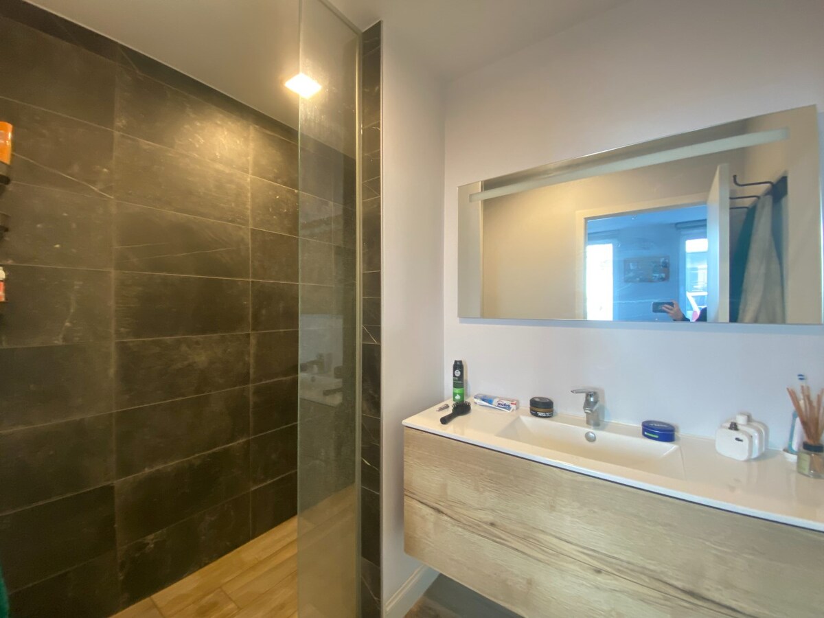 Superbe appartement 1 chambre avec terrasse, proche de la gare ! 