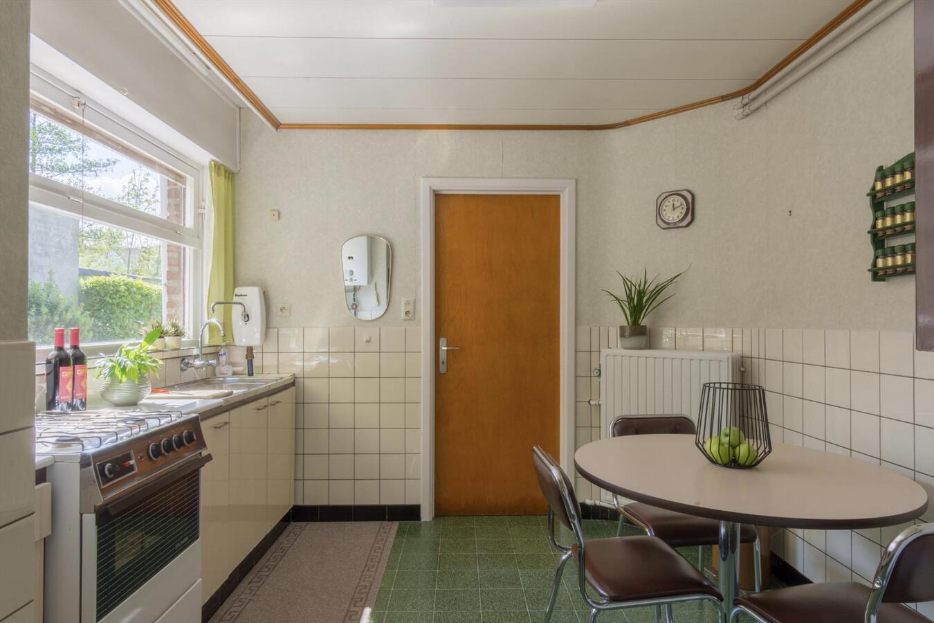 Kwalitatieve woning met ruime tuin &amp; garage te Gentbrugge 