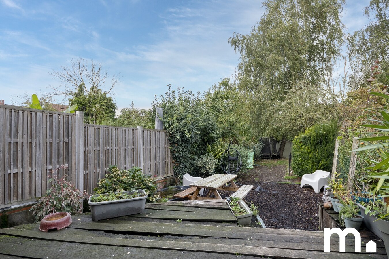 Karaktervolle architectenwoning met tuin en oprit te Kortrijk ! TOPligging ! 