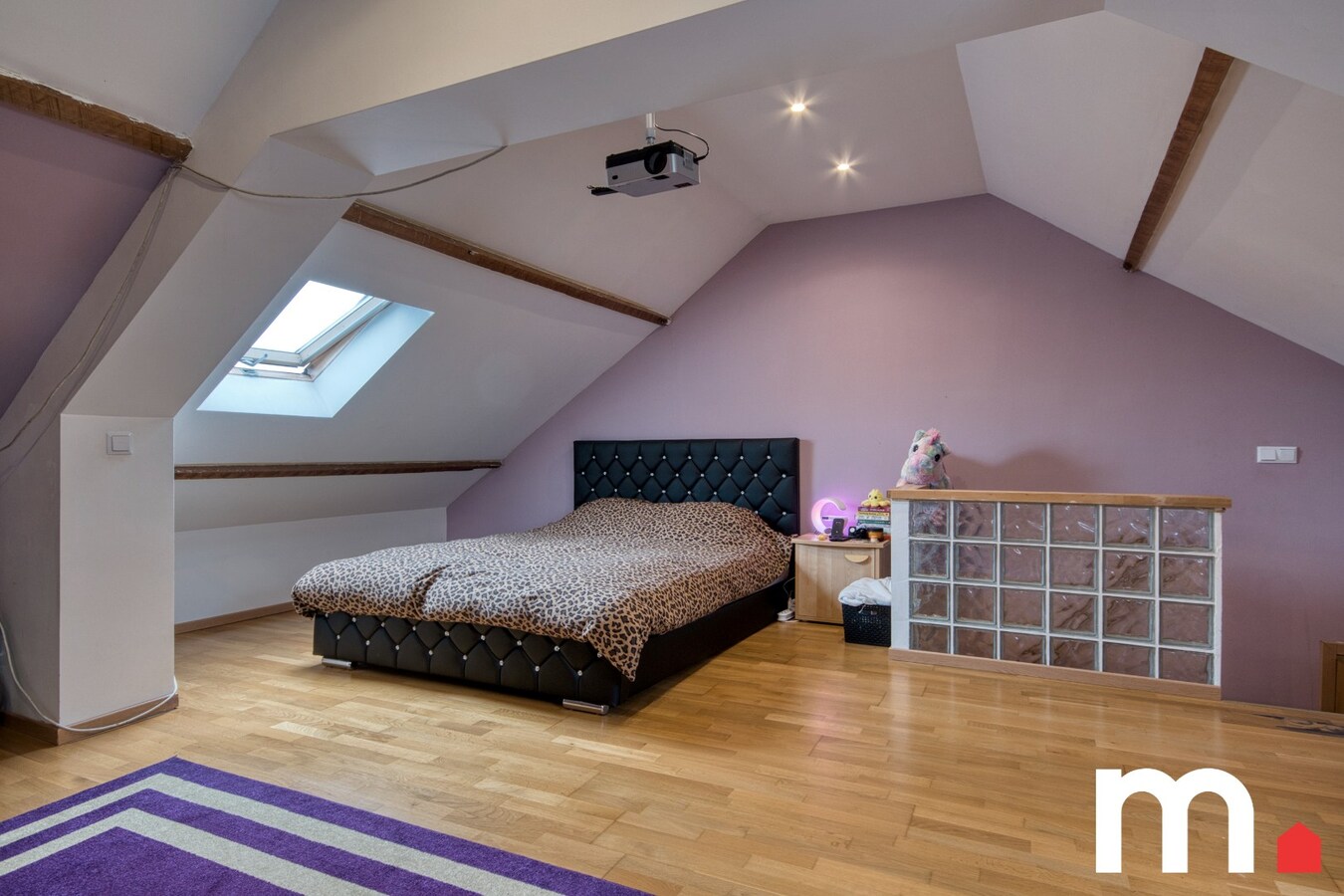 Instapklare woning te Deerlijk met 4 slaapkamers nabij het centrum! EPC B 