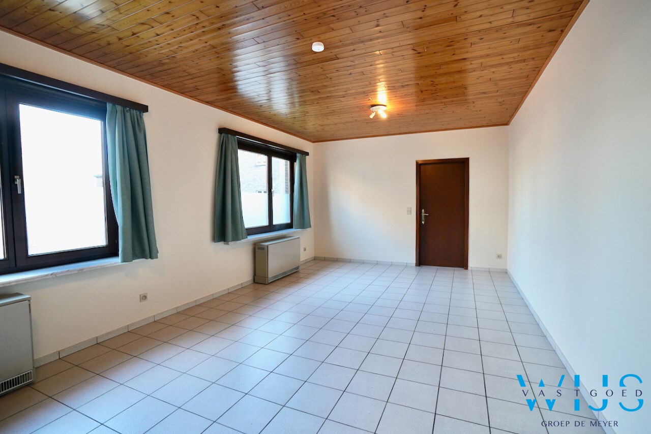 Gelijkvloers appartement met garage te Baarle/Drongen ! 