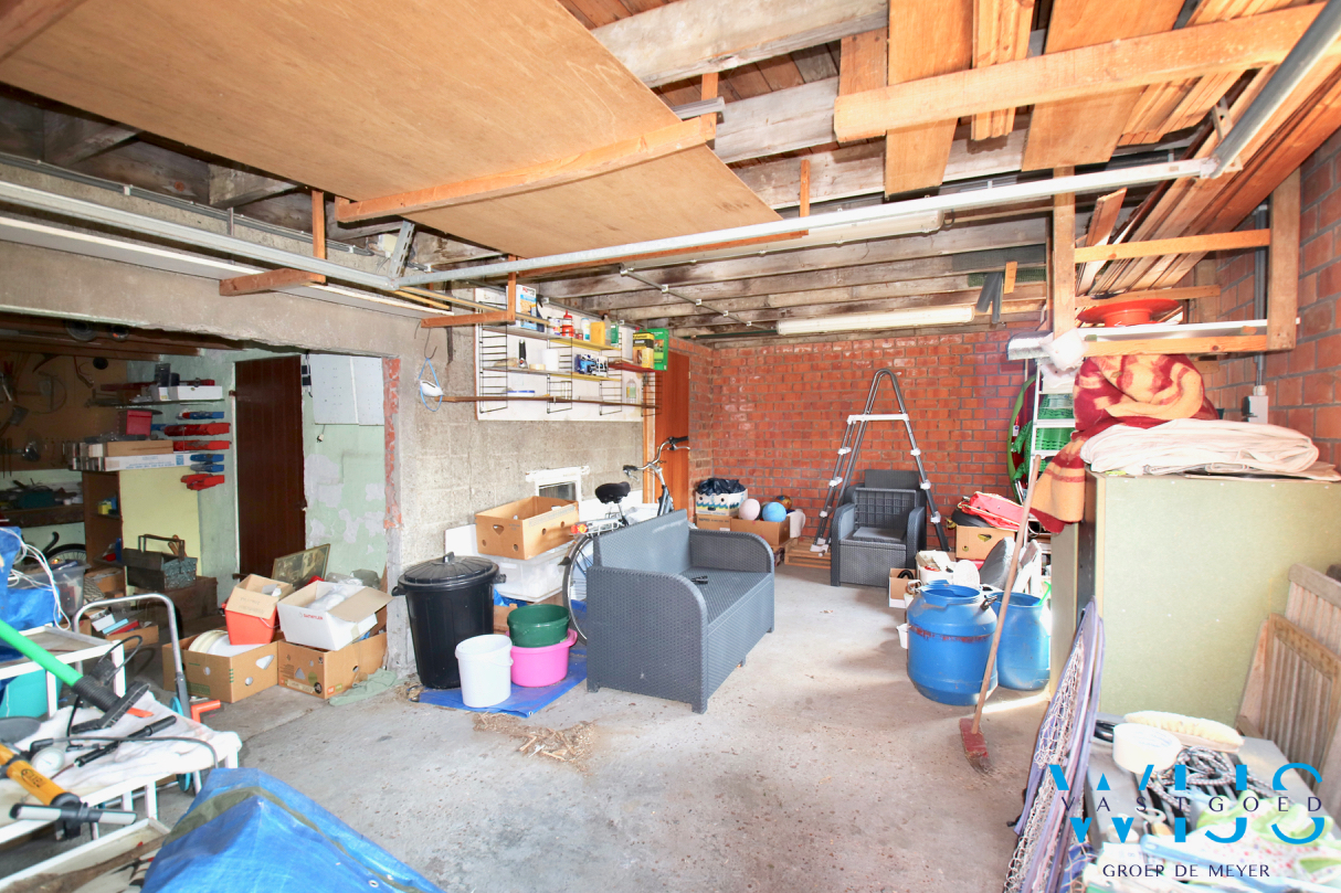 Instapklaar woonhuis op een prachtige ligging te Ertvelde ! 