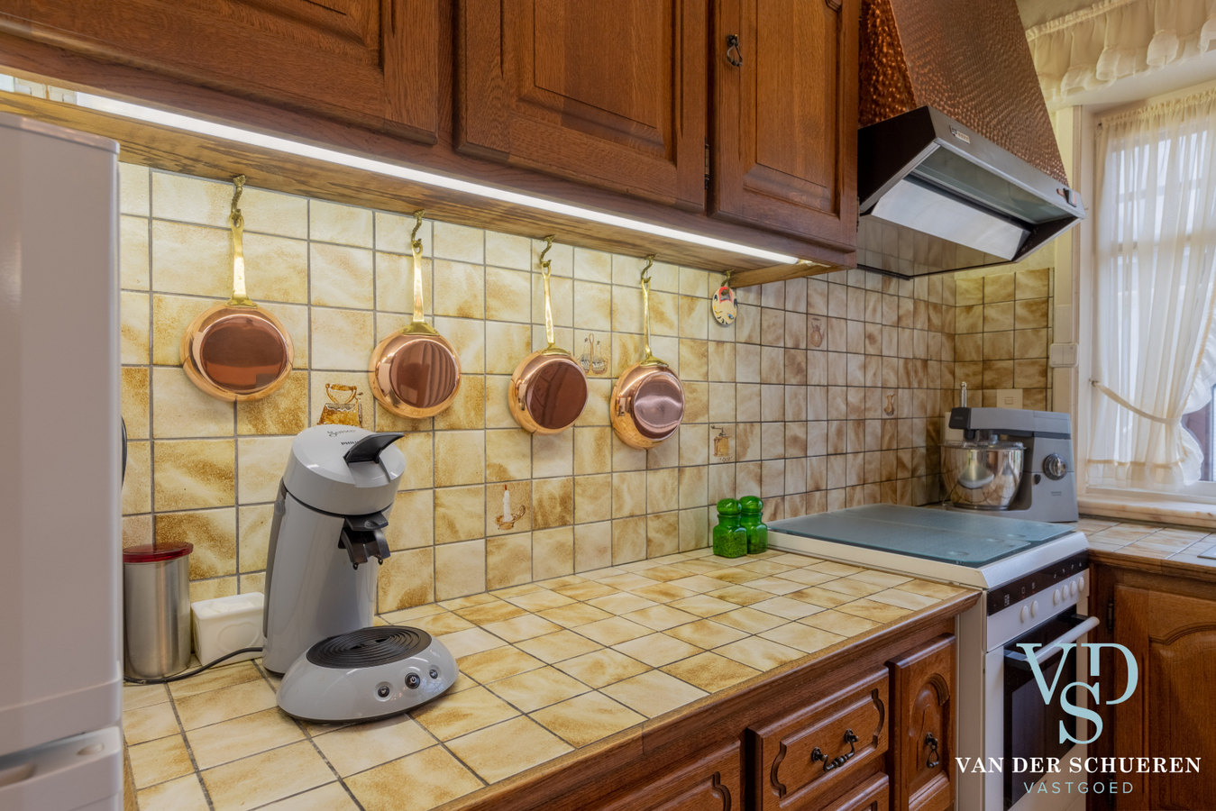 Exceptioneel gelegen eigendom in Makkegem. 