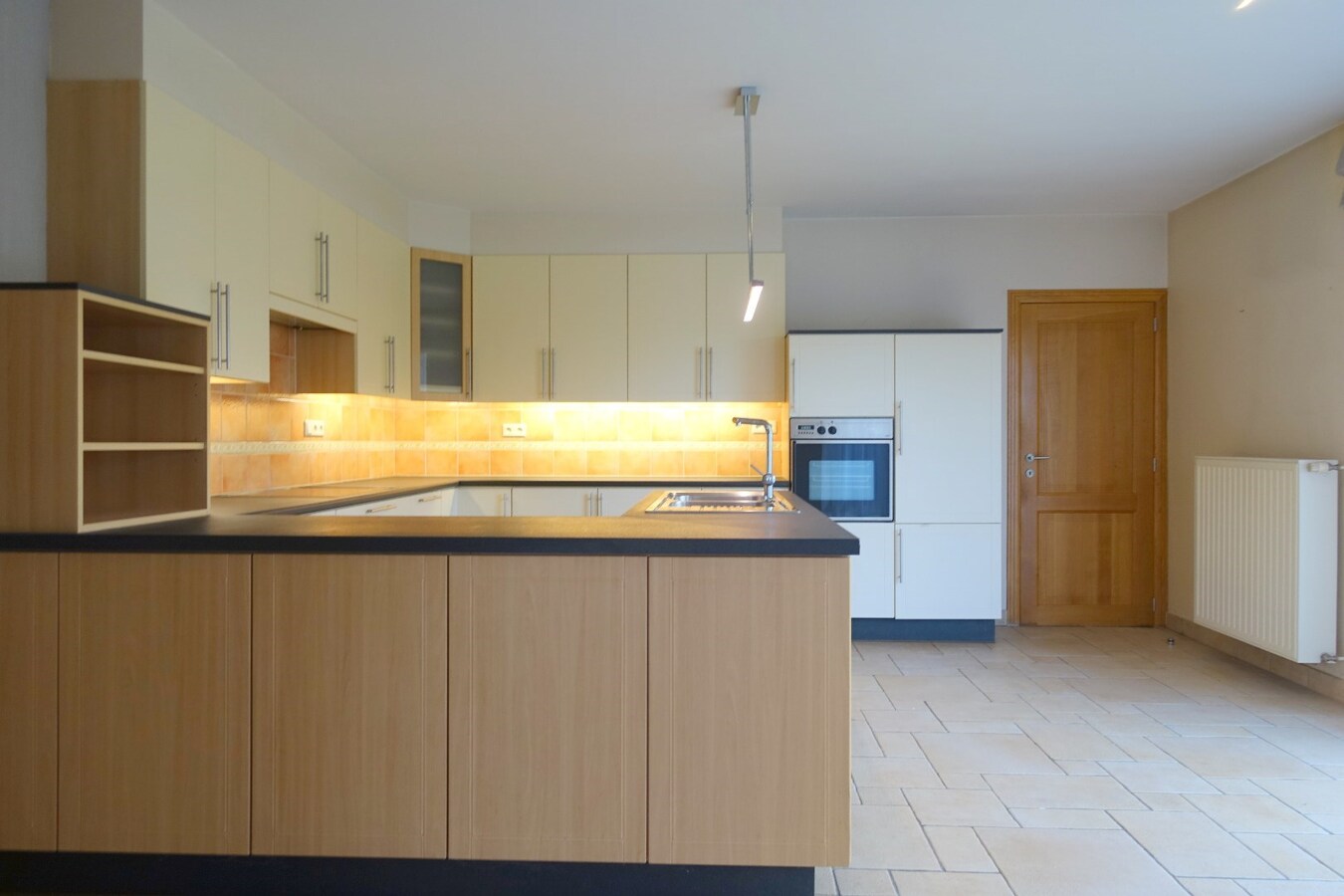 Prachtige ruime villa met grote tuin 