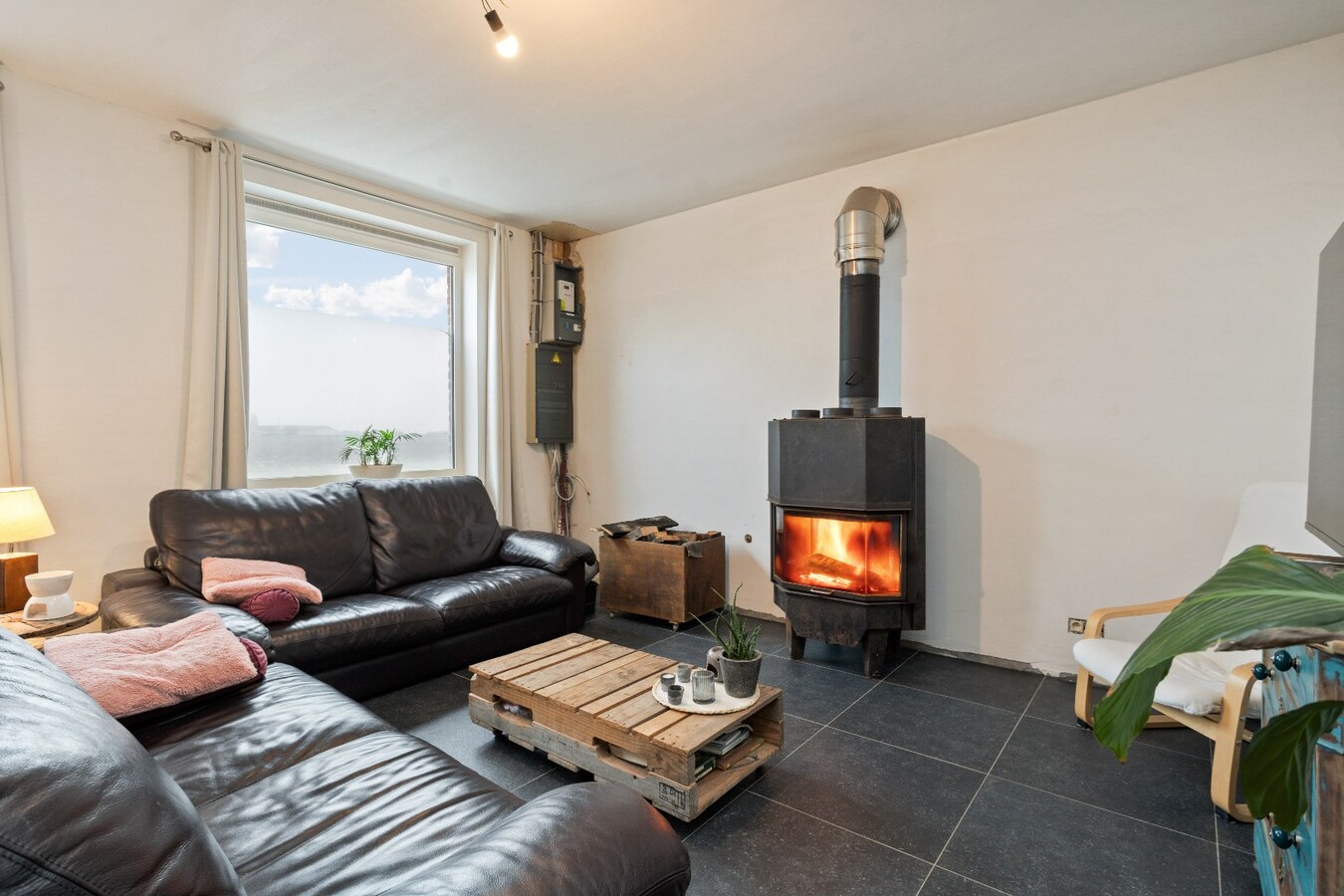 Landelijk gelegen, vrijstaande woning op ruim perceel van 670m² 