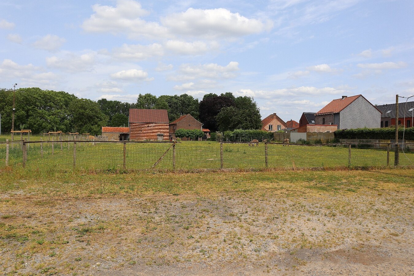 Prachtig perceel voor OPEN BEBOUWING te Kumtich 