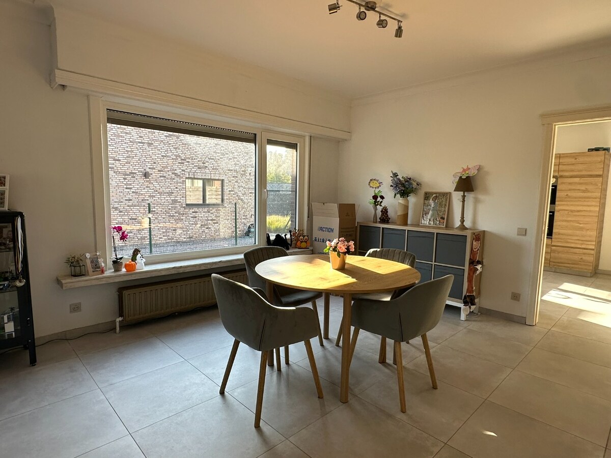 Gerenoveerde laagbouwwoning met 3 slaapkamers op toplocatie 