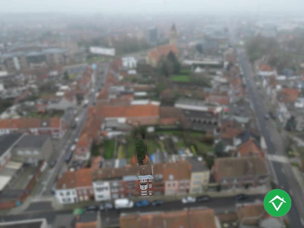 Rijwoning met 3 slaapkamers en tuin op centrale ligging te Roeselare 